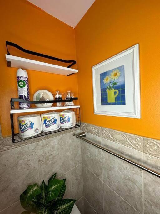 Sleeps 3, Casa Tropical In Miami Apartman Kültér fotó