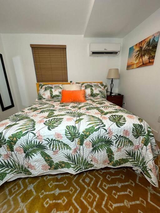Sleeps 3, Casa Tropical In Miami Apartman Kültér fotó